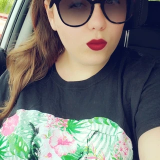 Vixen OnlyFans | @viviaciousvixen220 review (Leaks, Videos, Nudes)