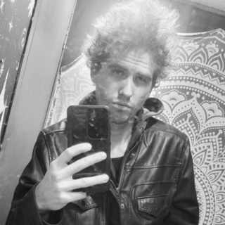 Vlad OnlyFans @vonevric review (Leaks, Videos, Nudes)