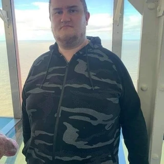 Thomas 󠁧󠁢󠁷󠁬󠁳󠁿 OnlyFans @welsh_army review (Leaks, Videos, Nudes)