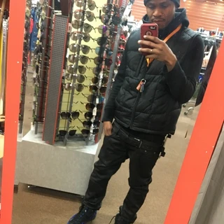 You boy E OnlyFans | @youboy_e review (Leaks, Videos, Nudes)