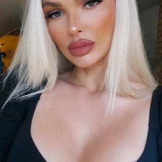 Honey OnlyFans @youranee review (Leaks, Videos, Nudes)